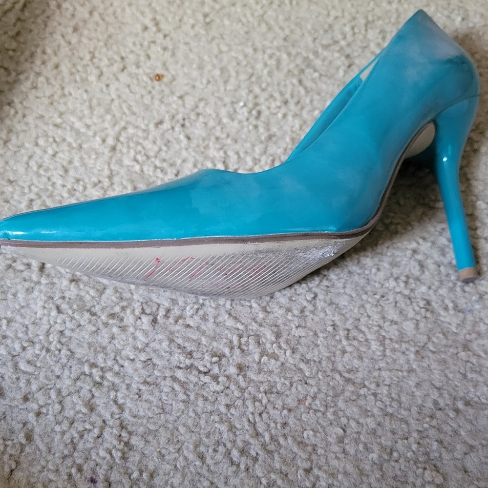 Turquoise heels - Picture 2 of 4